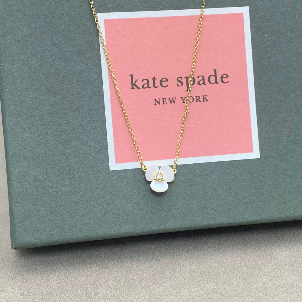 kate spade Natural Shell Flower Pendant Necklace